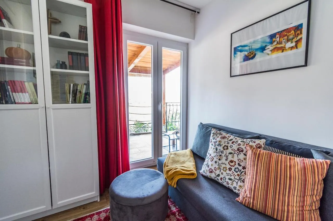 Apartments Mali Dvor Novigrad Novigrad