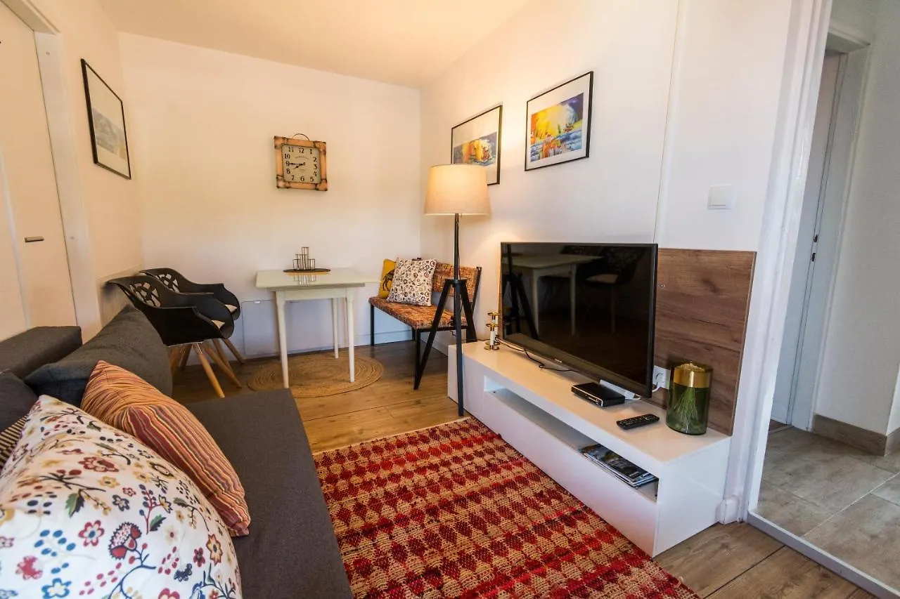 Apartments Mali Dvor Novigrad Novigrad