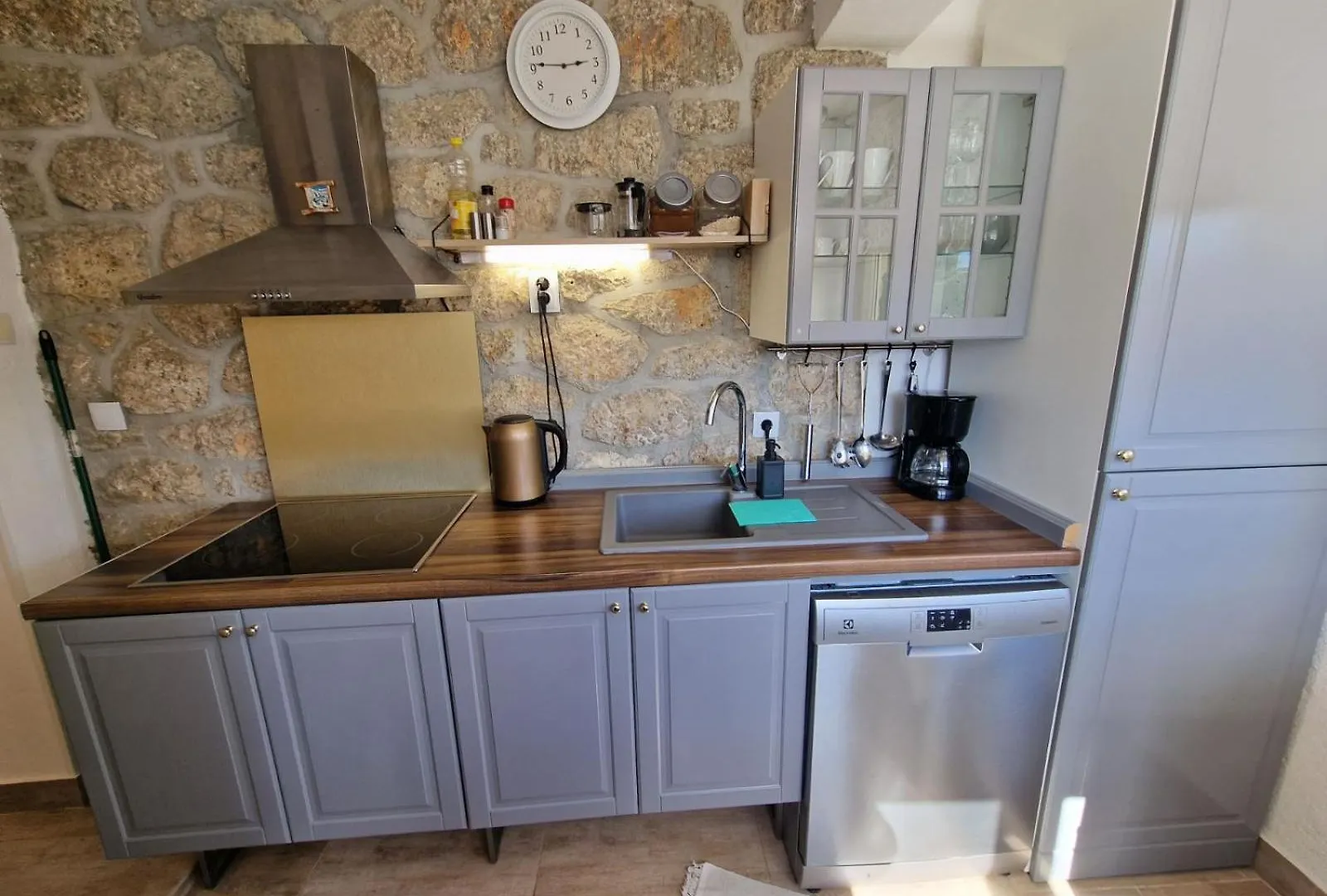 Apartments Mali Dvor Novigrad Novigrad  Chorwacja