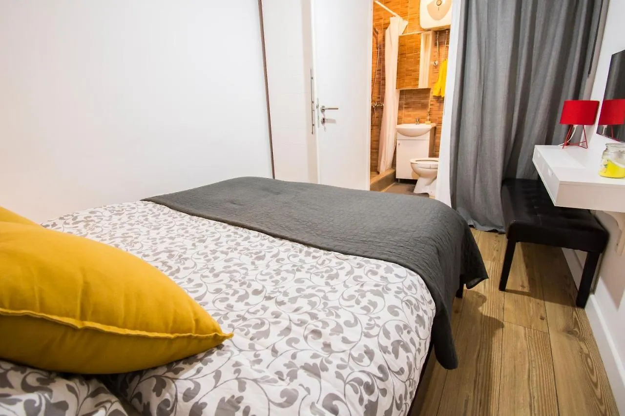 Apartments Mali Dvor Novigrad Novigrad