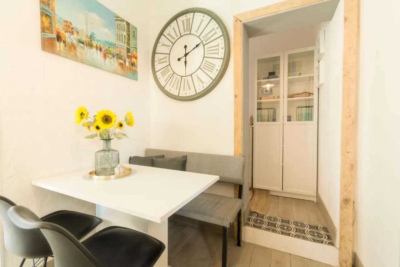 Apartments Mali Dvor Novigrad Novigrad