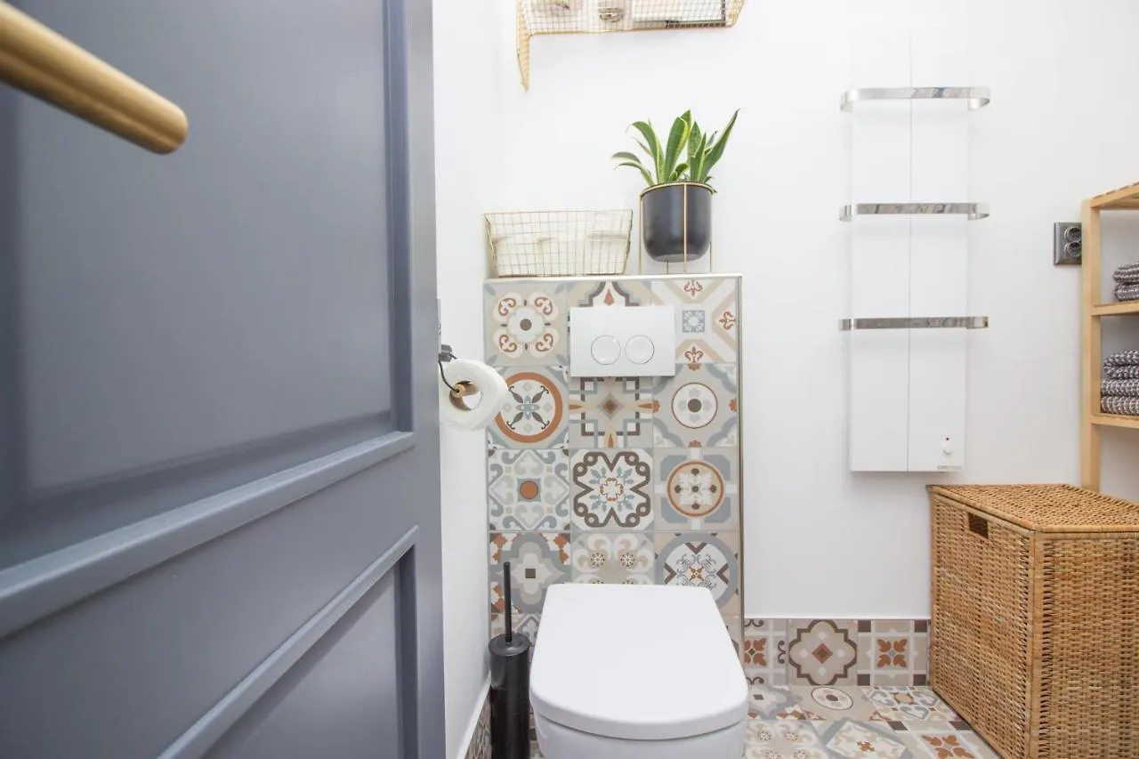 Apartments Mali Dvor Novigrad Novigrad  0*, Novigrad (Dalmatia)