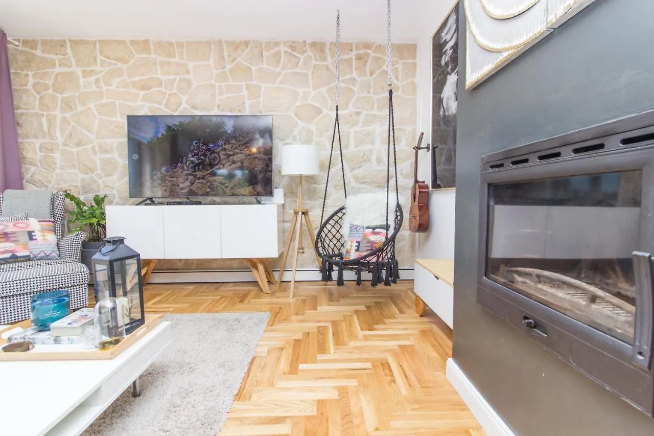 Apartments Mali Dvor Novigrad Novigrad  Novigrad (Dalmatia)