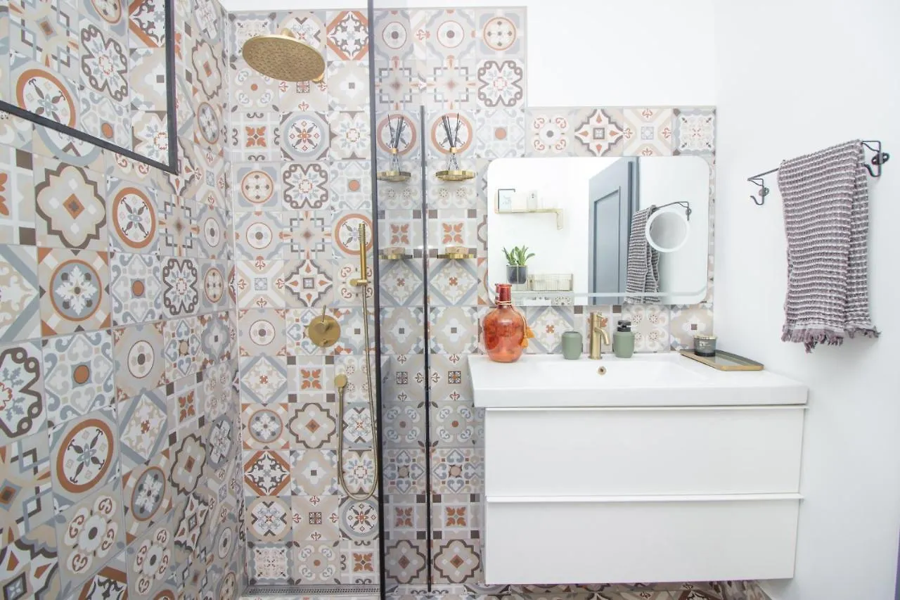 Apartments Mali Dvor Novigrad Novigrad